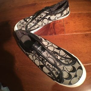 Coach slip on Felix Sneaker 8.5